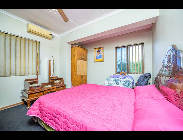 5 BEDROOM HOUSE FOR SALE IN RESERVOIR HILLS